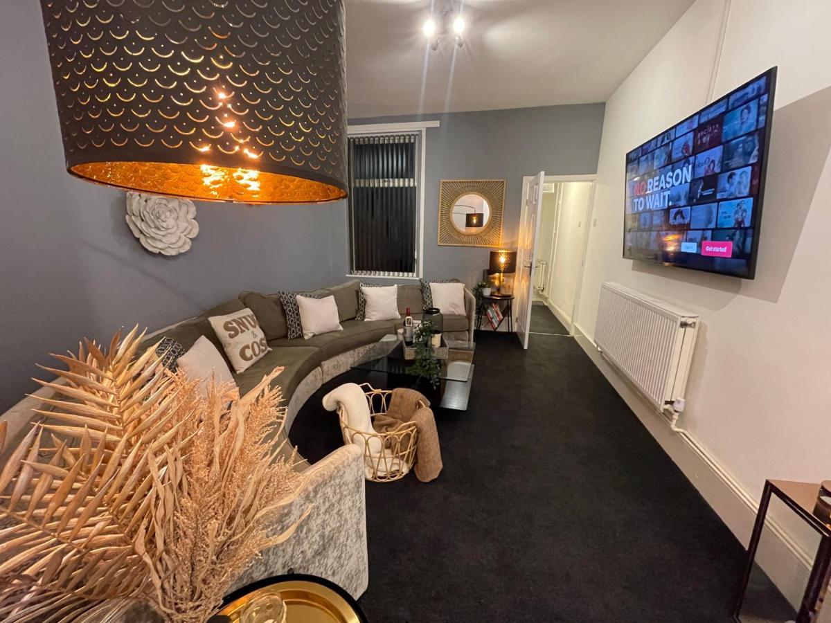 Urban 3 Bedroom Home In Kings Heath-Great Location Бирмингам Екстериор снимка